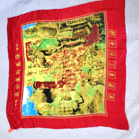 Rare TERRA COTTA WARRIORS and Horses Extra Large Square Mulberry Silk Sc… - Picture 1 of 9